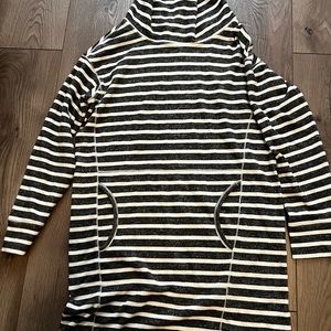 Max studio sweater dress